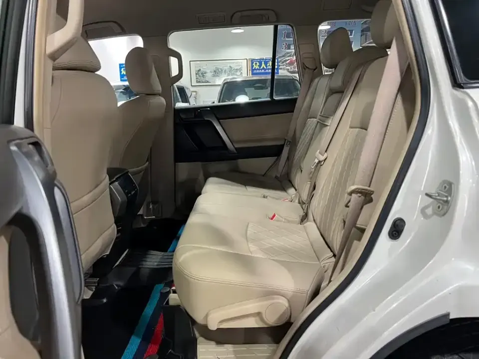 Toyota Prado (Import)