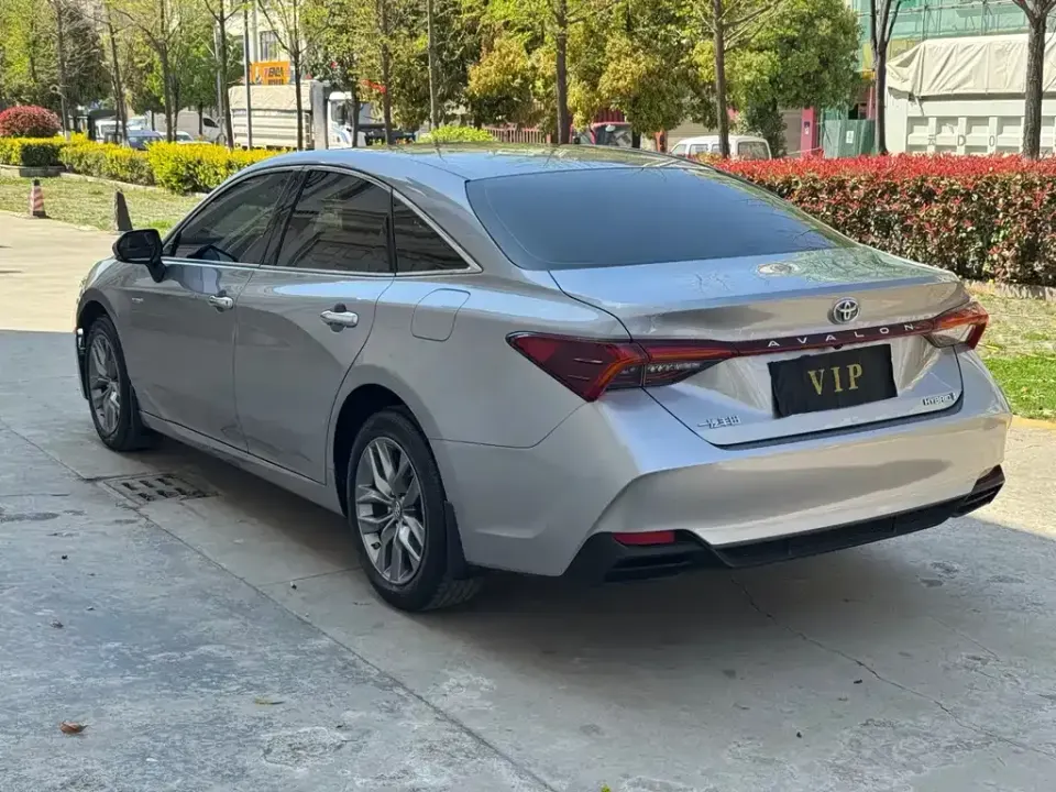 Toyota Avalon