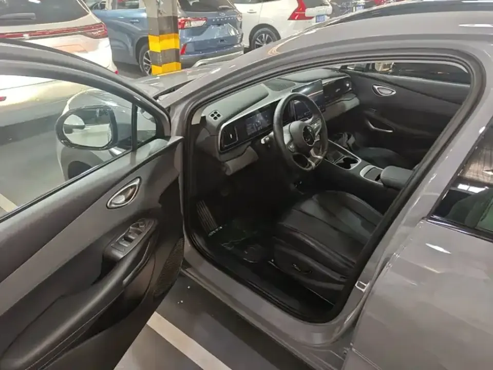 BYD Sealion 05 EV