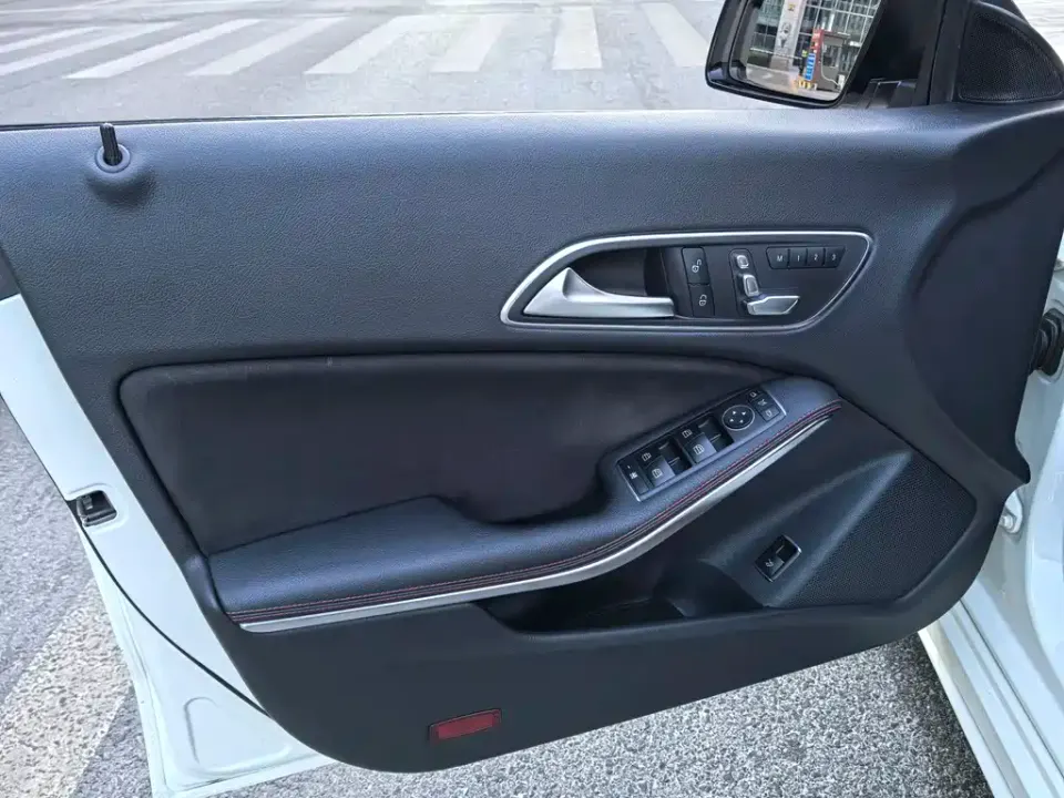 Mercedes-Benz CLA (Import)