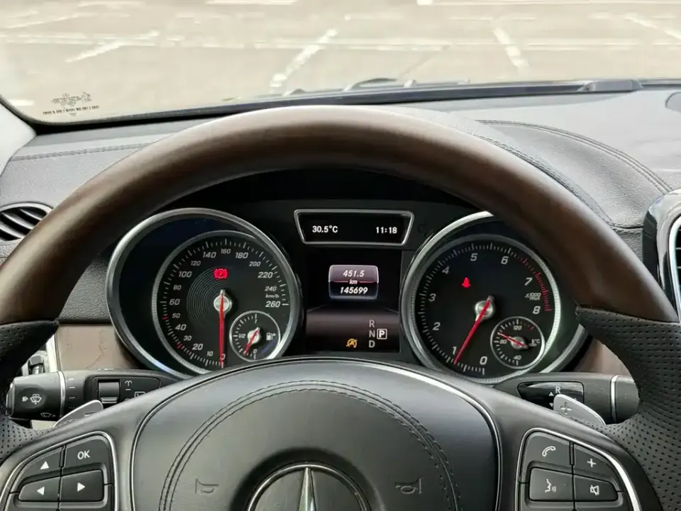 Mercedes-Benz GLS