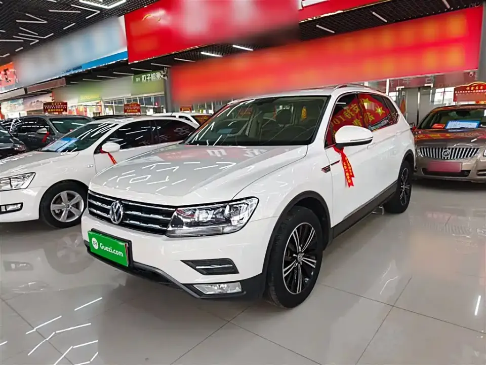 Volkswagen Tiguan L
