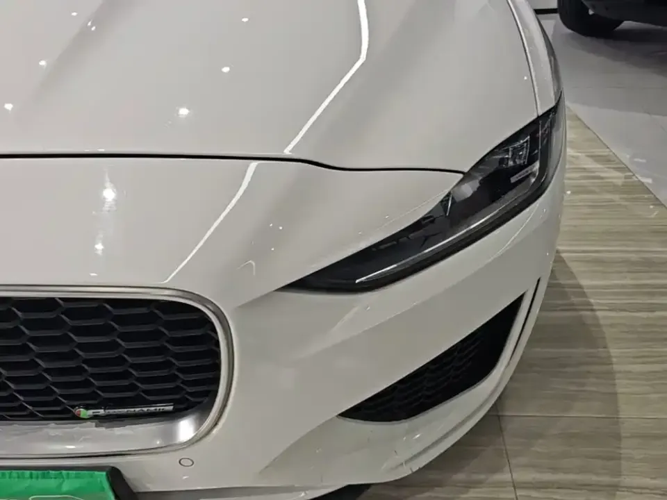 Jaguar XEL