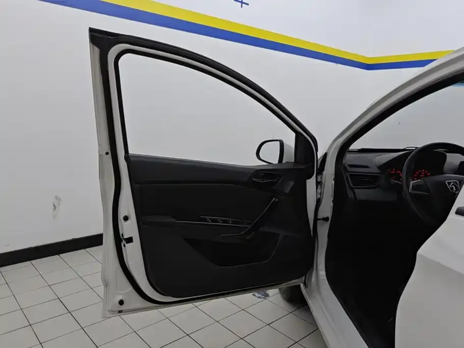 Baojun 310