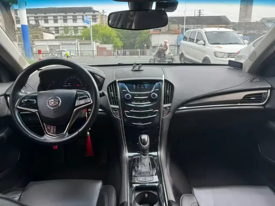 Cadillac ATS-L