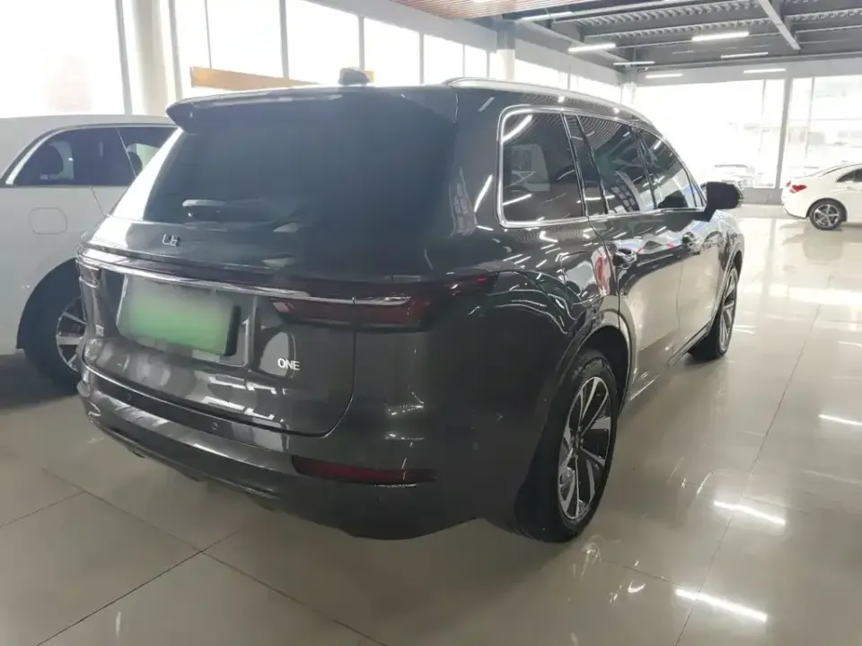 Li Li ONE