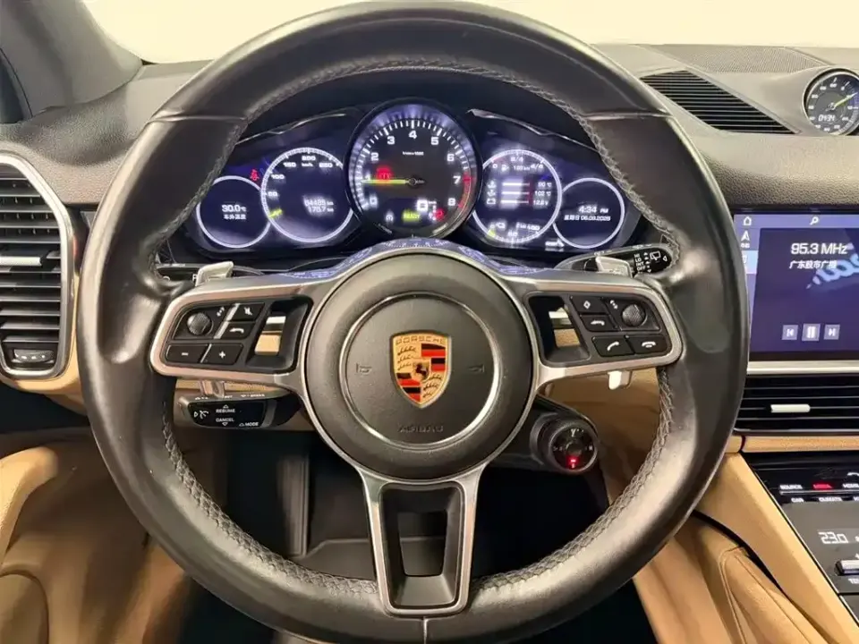 Porsche Cayenne Hybrid