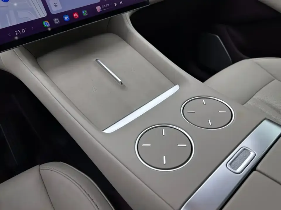 Xiaomi YU7