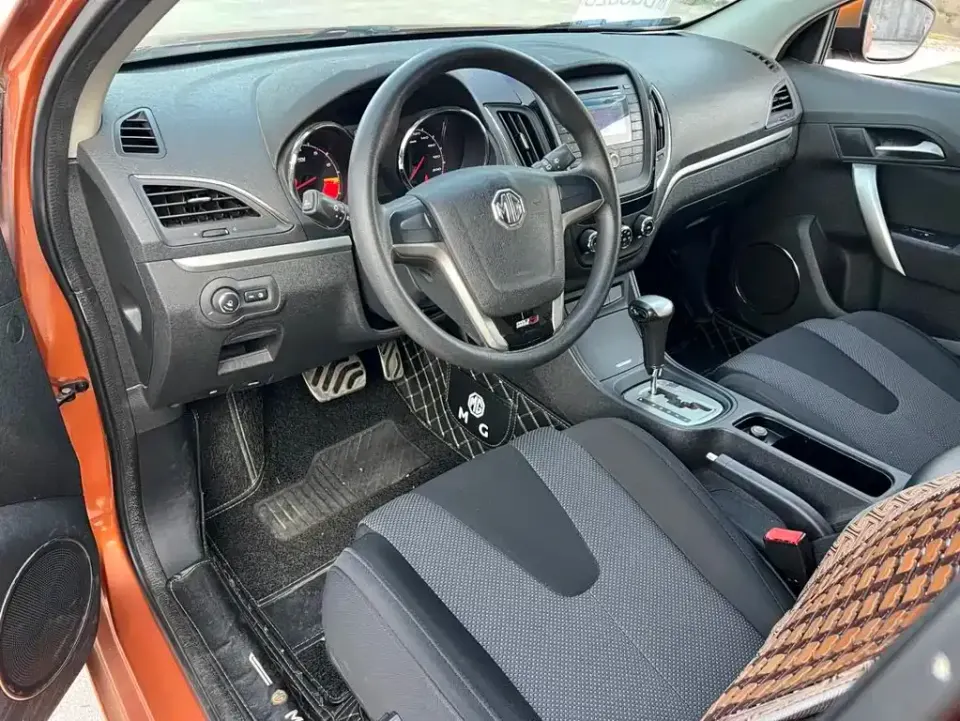 MG MG5