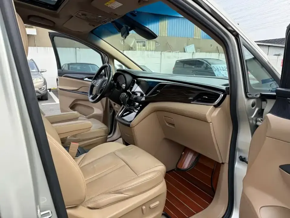 Buick GL8