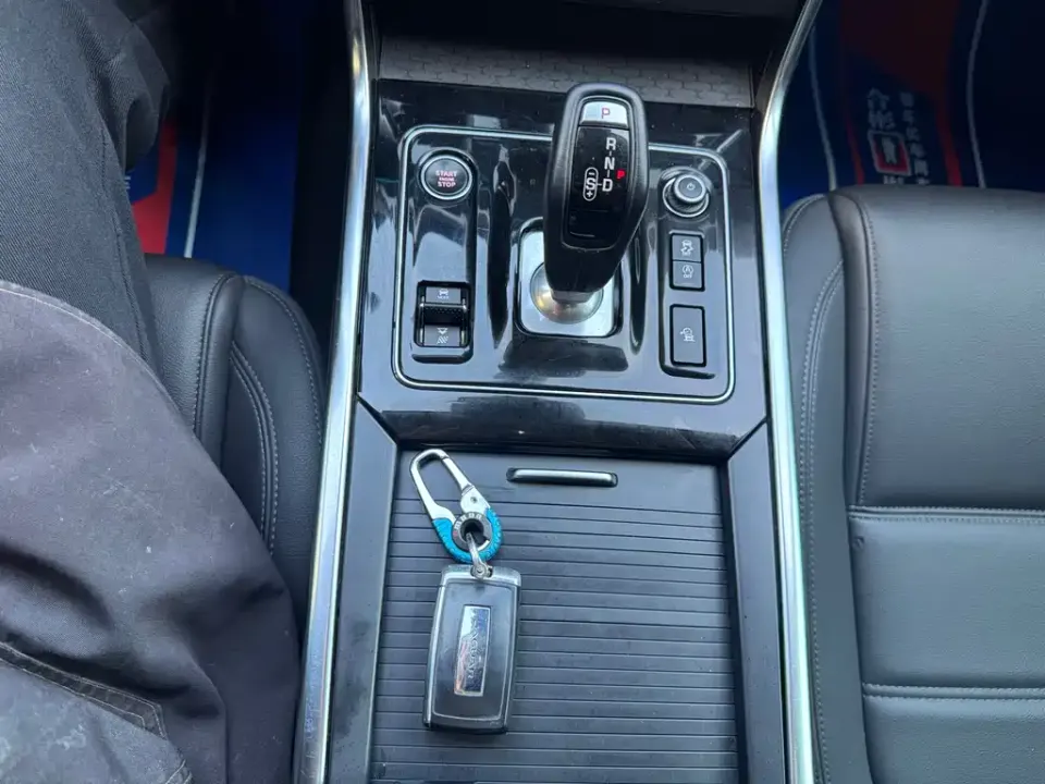 Jaguar XEL
