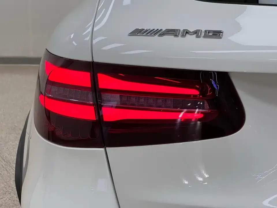 Mercedes-Benz GLC AMG