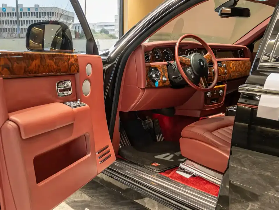 Rolls-Royce Phantom