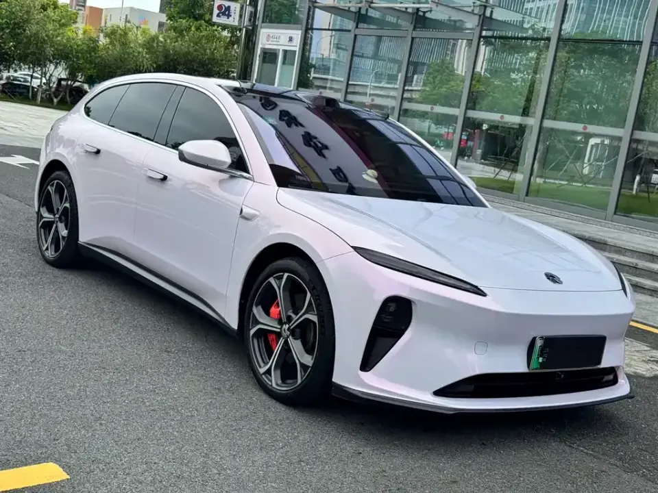 Nio ET5T