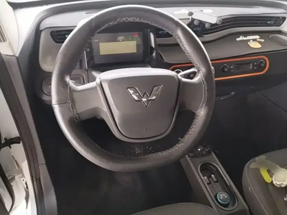 Wuling MINIEV