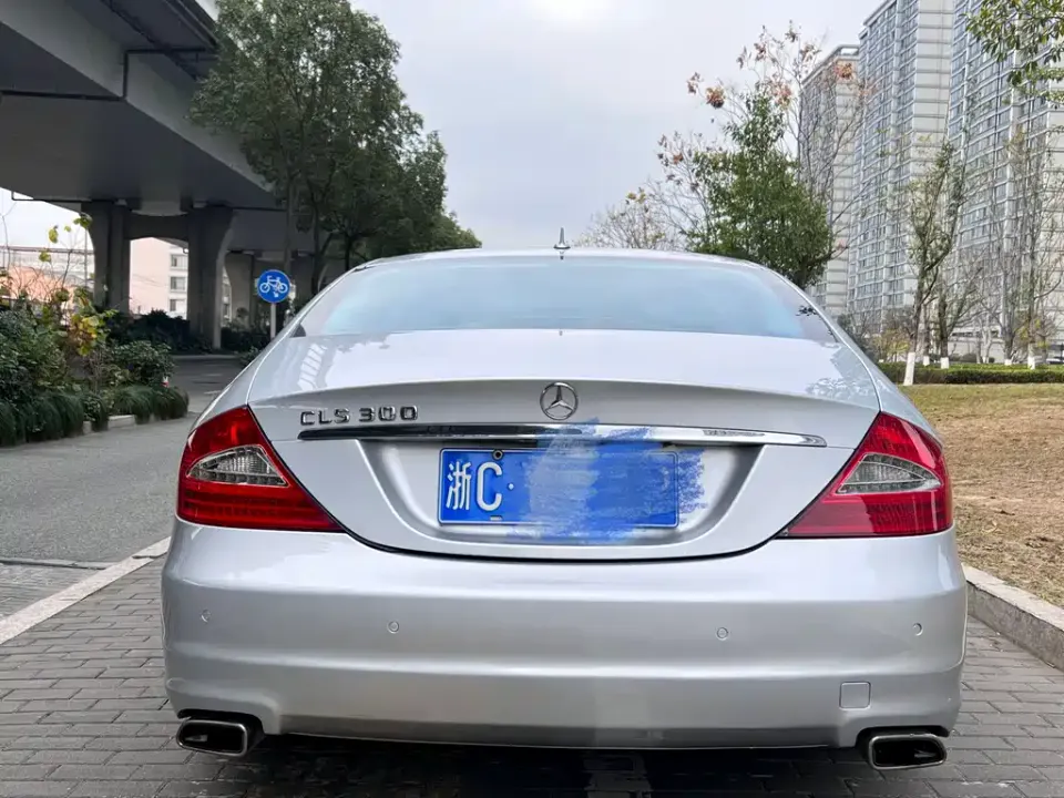 Mercedes-Benz CLS