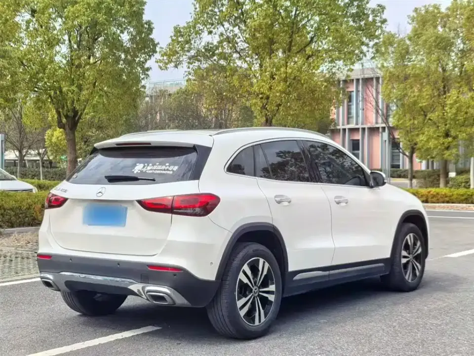 Mercedes-Benz GLA