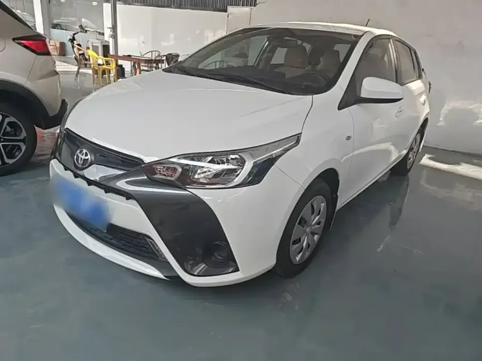 Toyota Yaris L