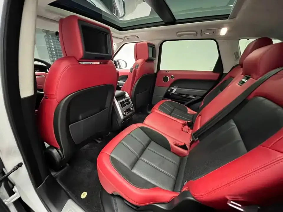 Land Rover Sport