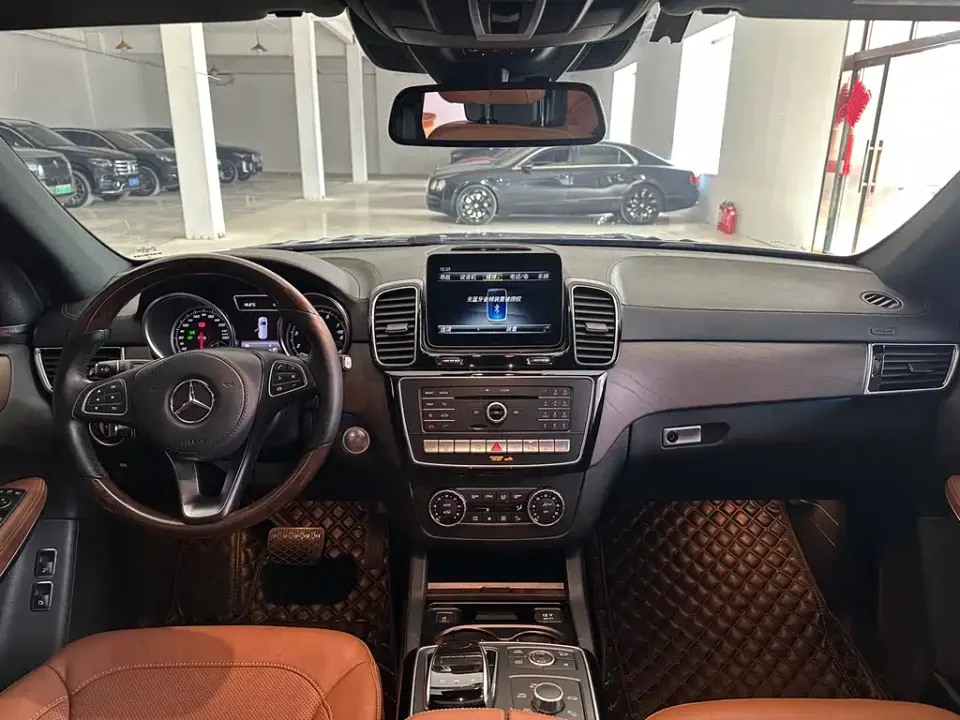 Mercedes-Benz GLS