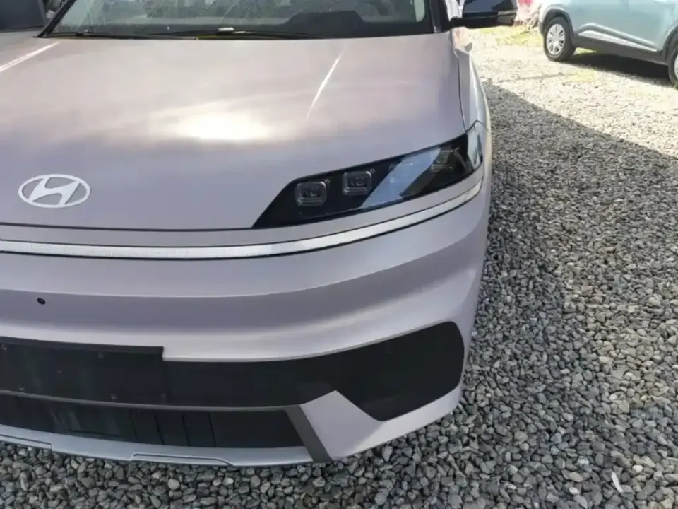 Hyundai EO