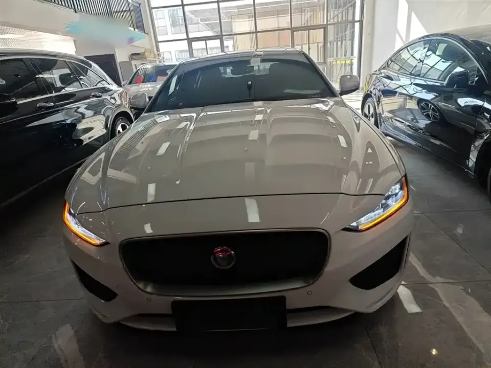 Jaguar XEL