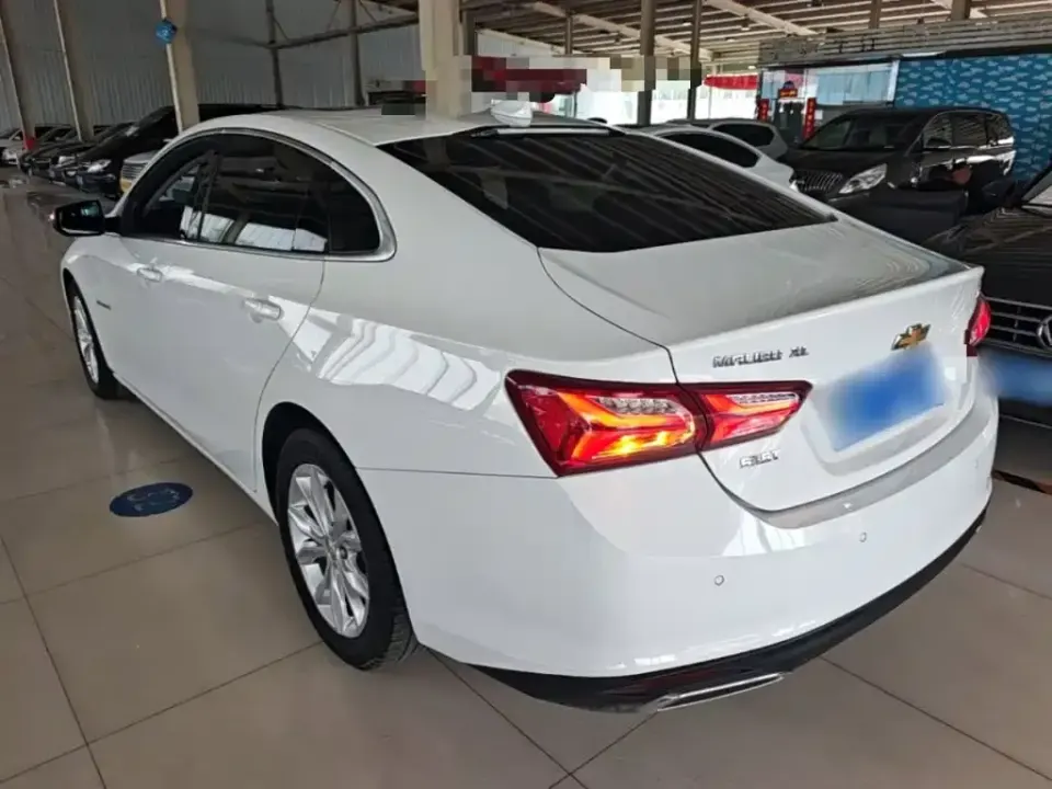 Chevrolet Malibu XL