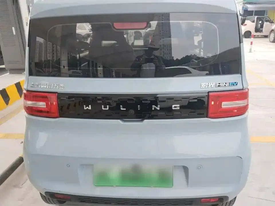 Wuling MINIEV
