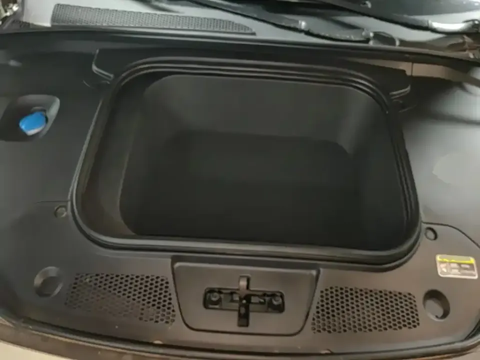 Hongqi Hongqi EH7