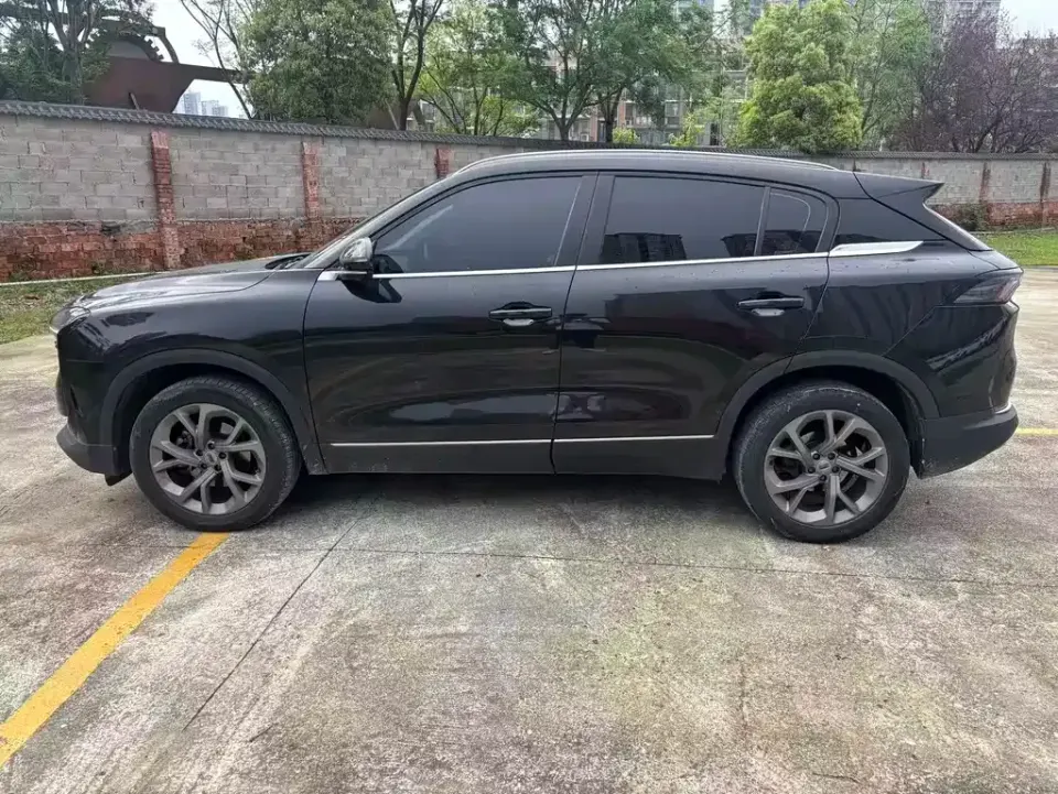 Qoros Qoros 7
