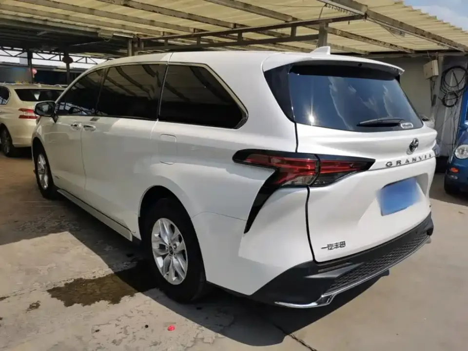 Toyota Granvia