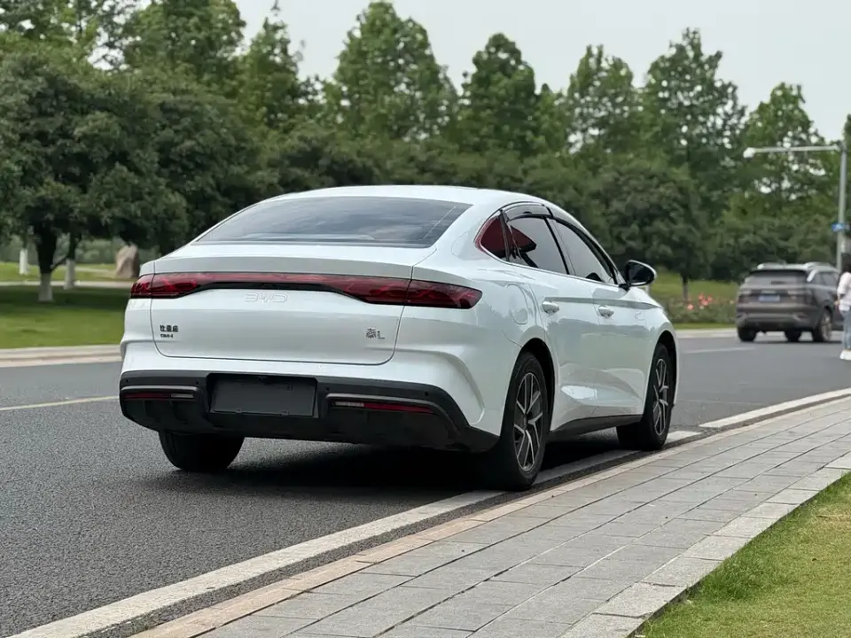 BYD Qin L
