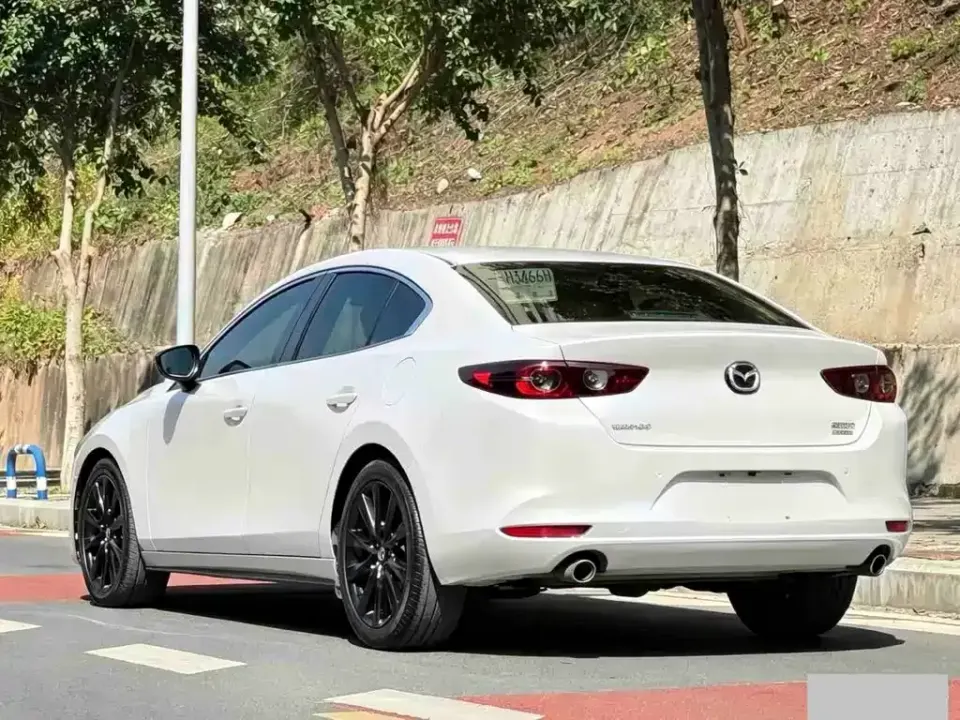 Mazda 3 Axela