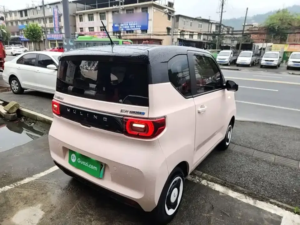 Wuling MINIEV