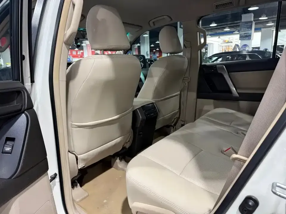 Toyota Prado (Import)
