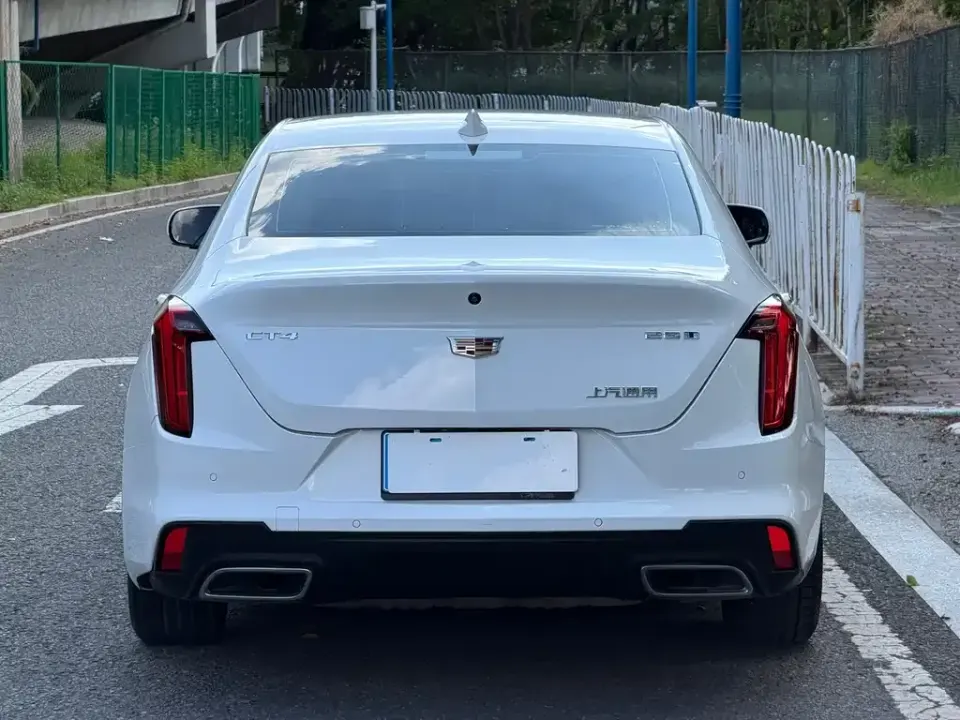 Cadillac CT4