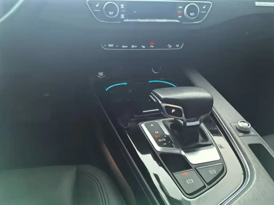 Audi A4 (Import)