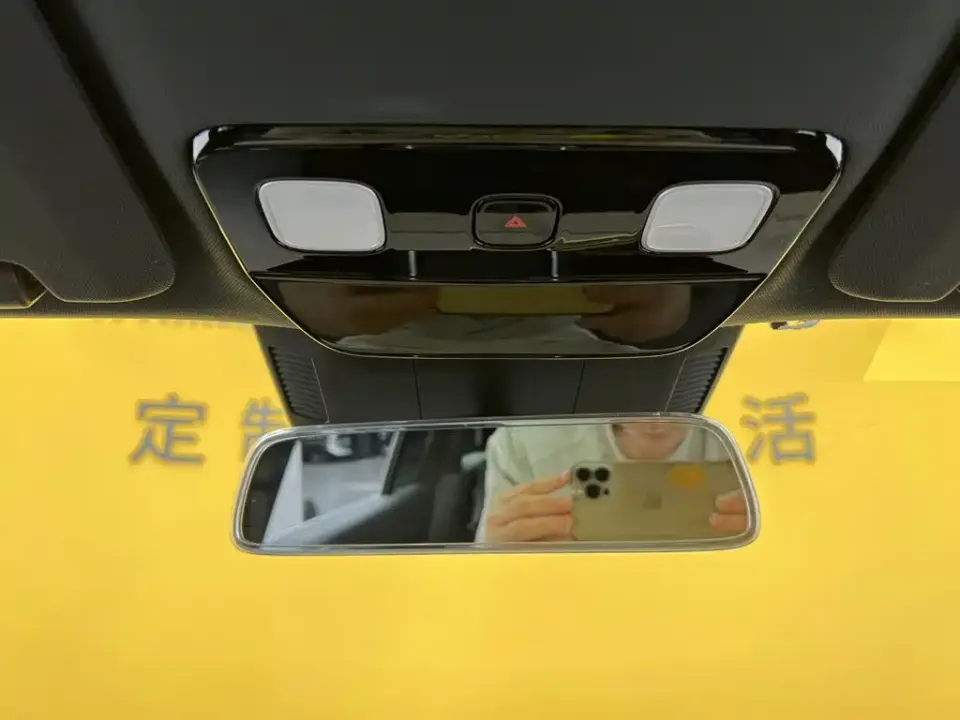 Li Li L7