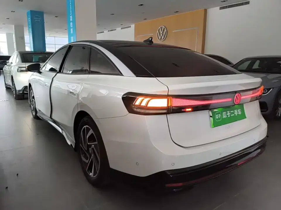 Volkswagen ID.7 VIZZION