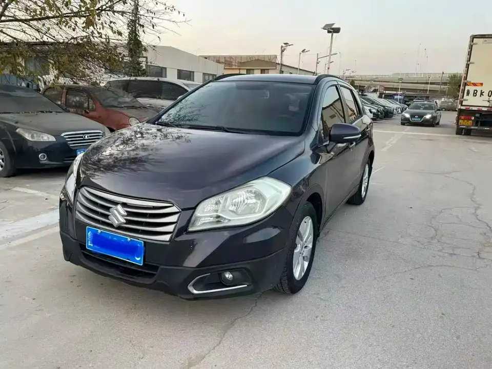 Suzuki S-Cross
