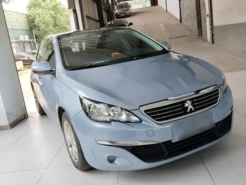 Peugeot 308S