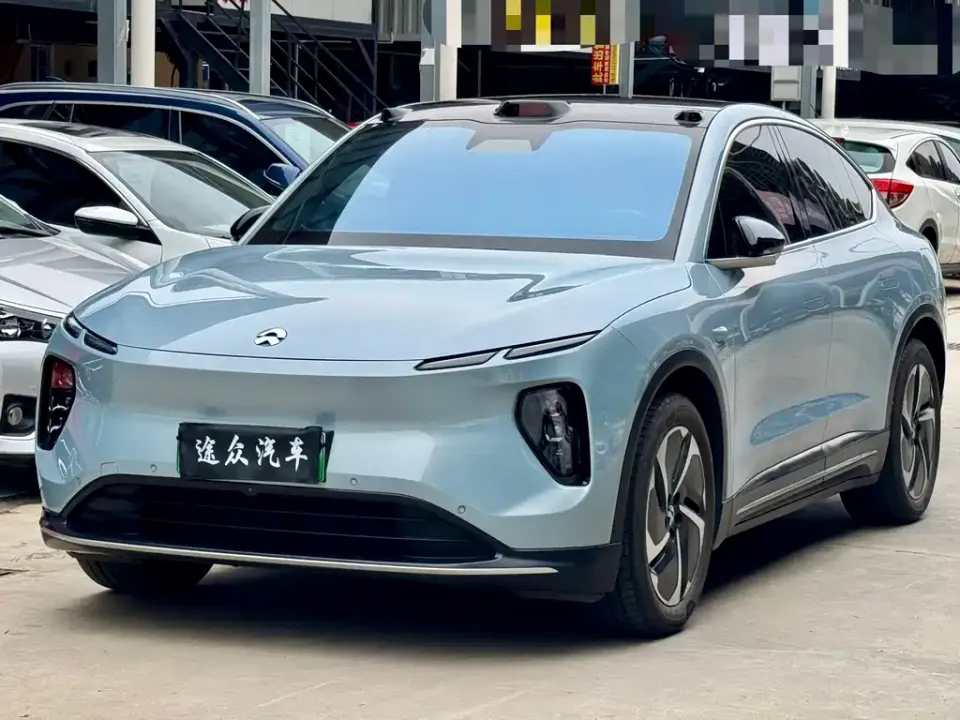 Nio EC6