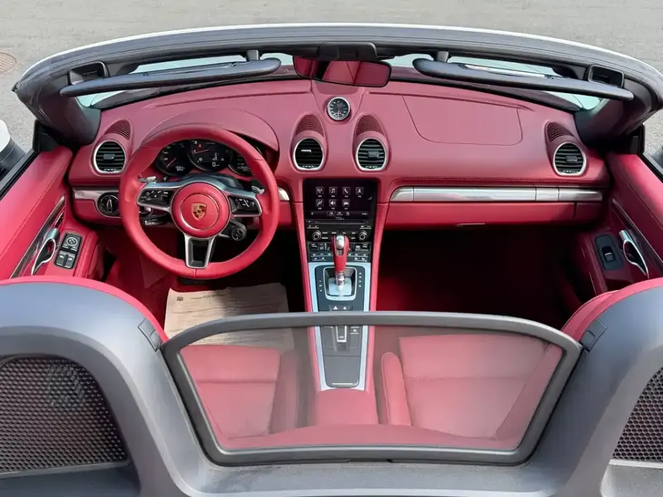 Porsche 718