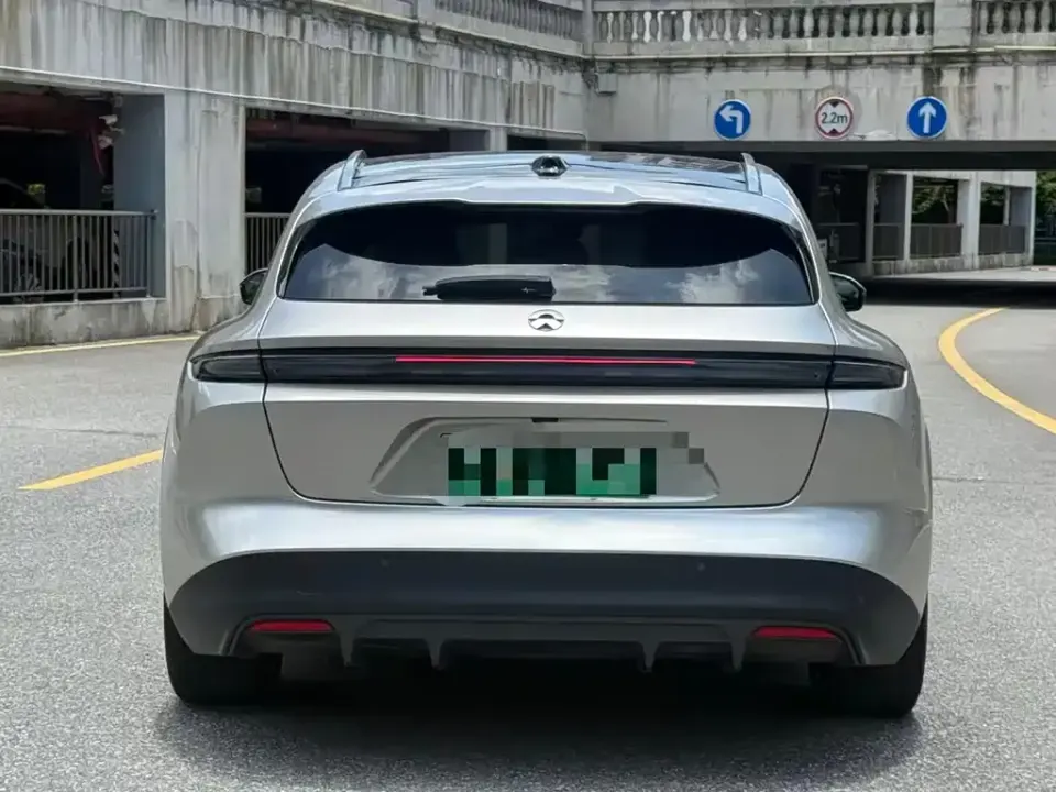 Nio ET5T
