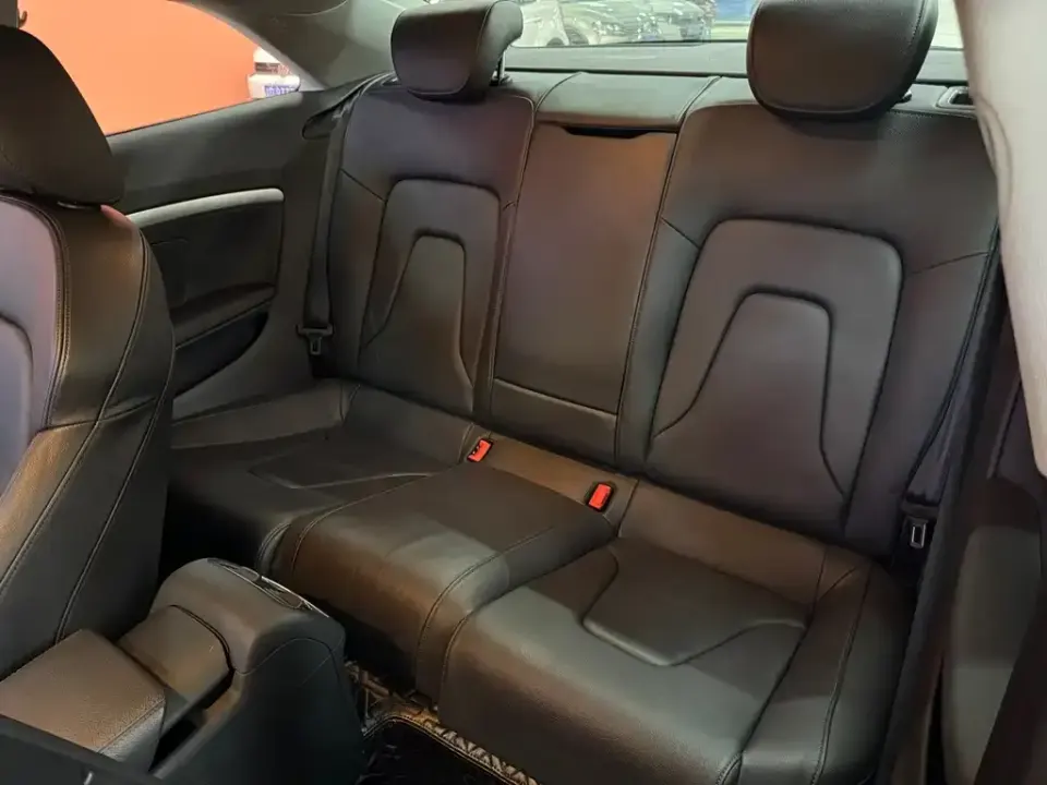 Audi A5 (Import)