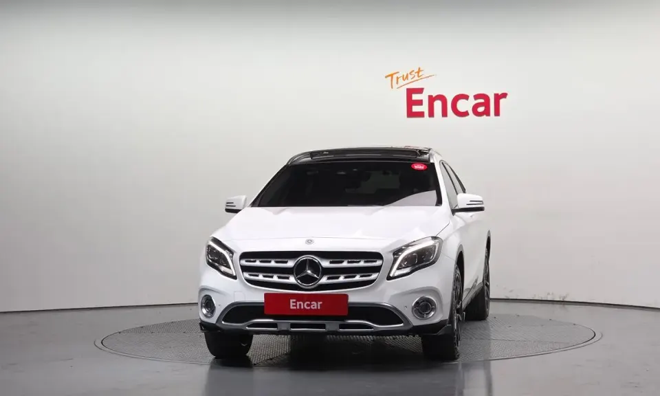 Mercedes-Benz GLA-Class