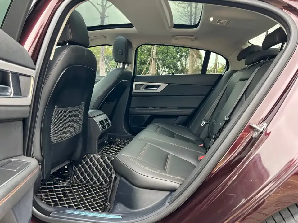 Jaguar XEL