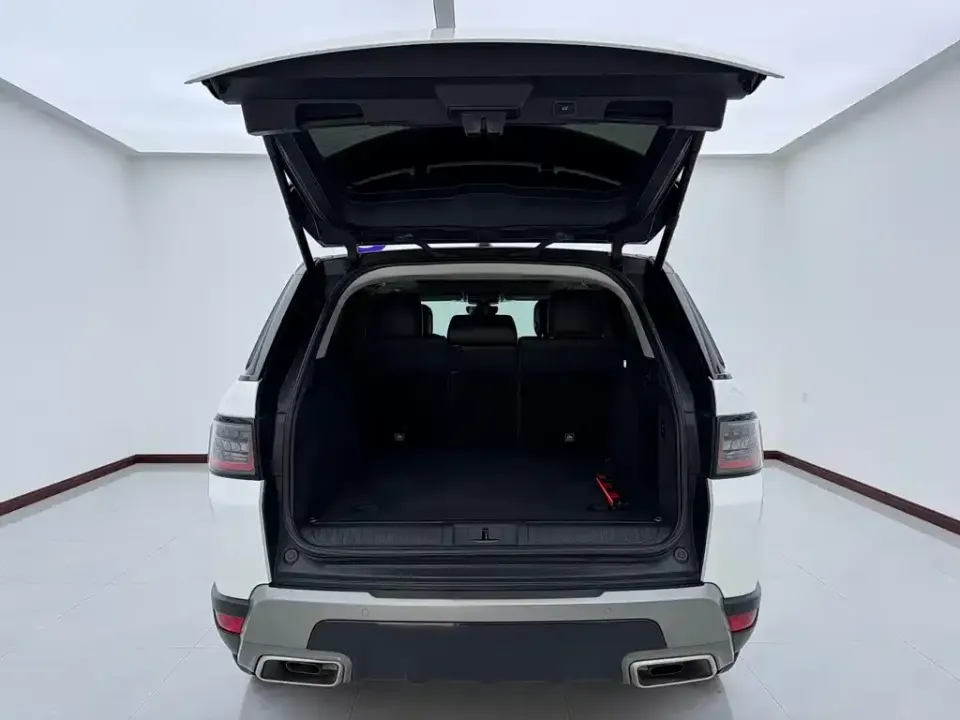 Land Rover Sport