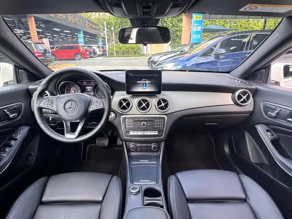 Mercedes-Benz CLA (Import)