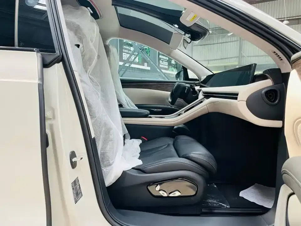 IM Motors IM LS7